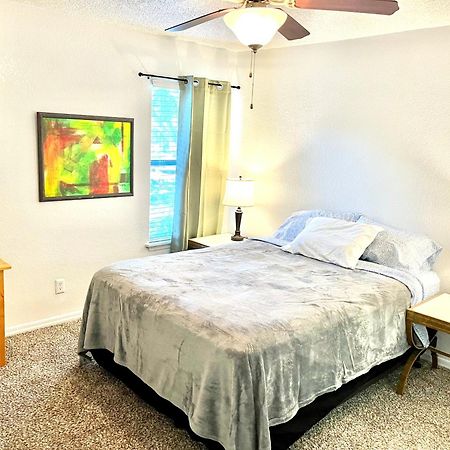 Daytona 2 Bed Apartment 10 Minutes To Beach With Balcony Port Orange Kültér fotó