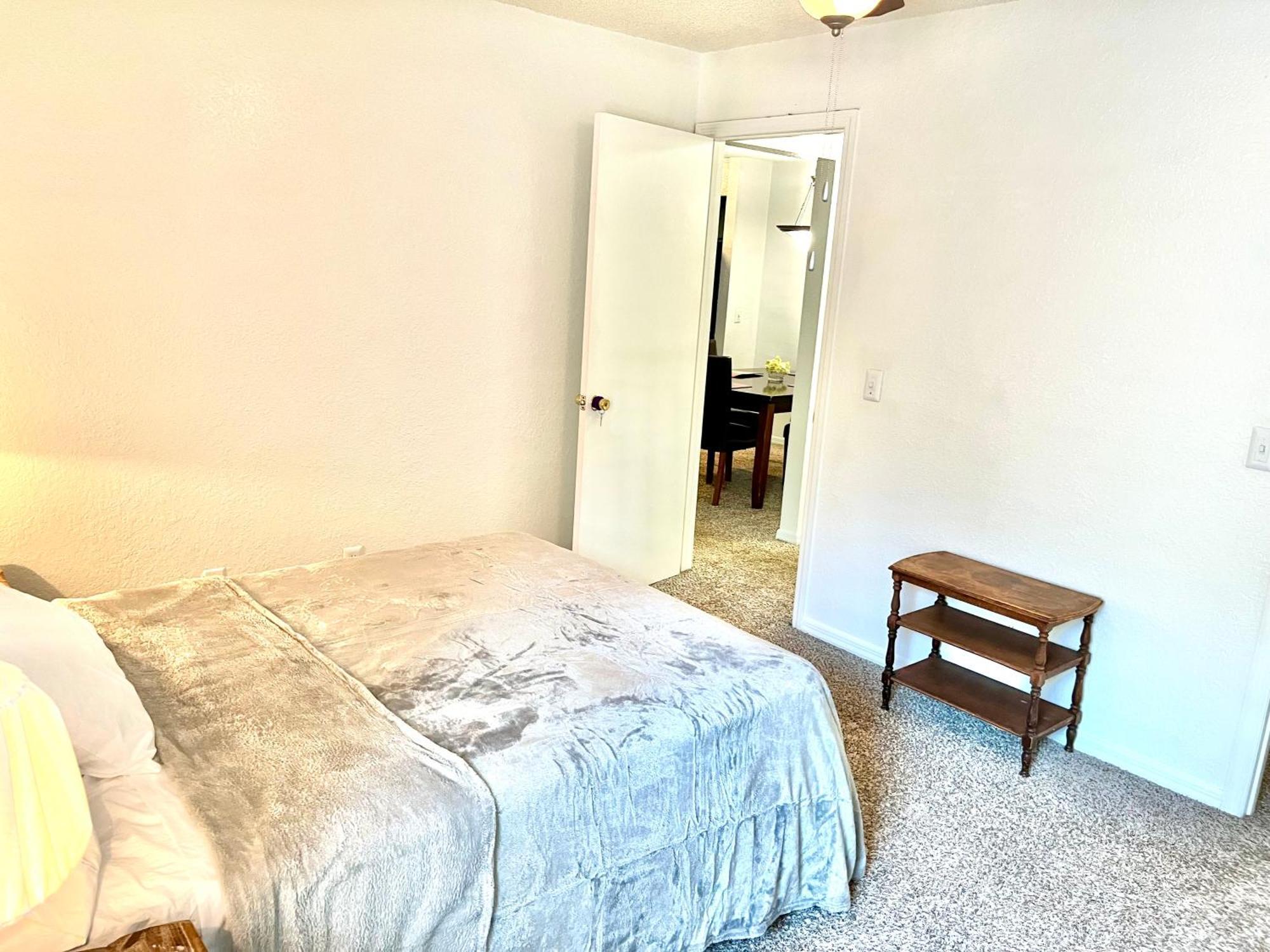 Daytona 2 Bed Apartment 10 Minutes To Beach With Balcony Port Orange Kültér fotó