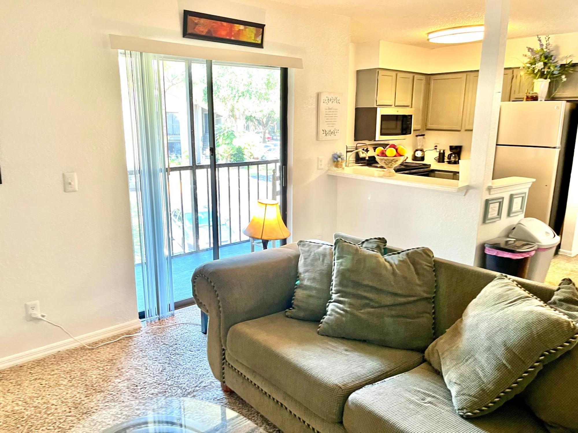 Daytona 2 Bed Apartment 10 Minutes To Beach With Balcony Port Orange Kültér fotó