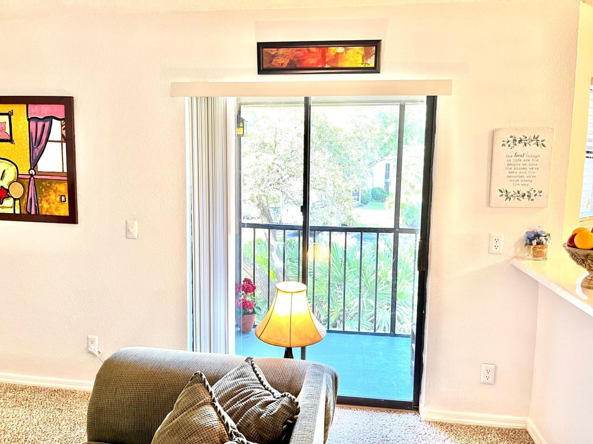 Daytona 2 Bed Apartment 10 Minutes To Beach With Balcony Port Orange Kültér fotó