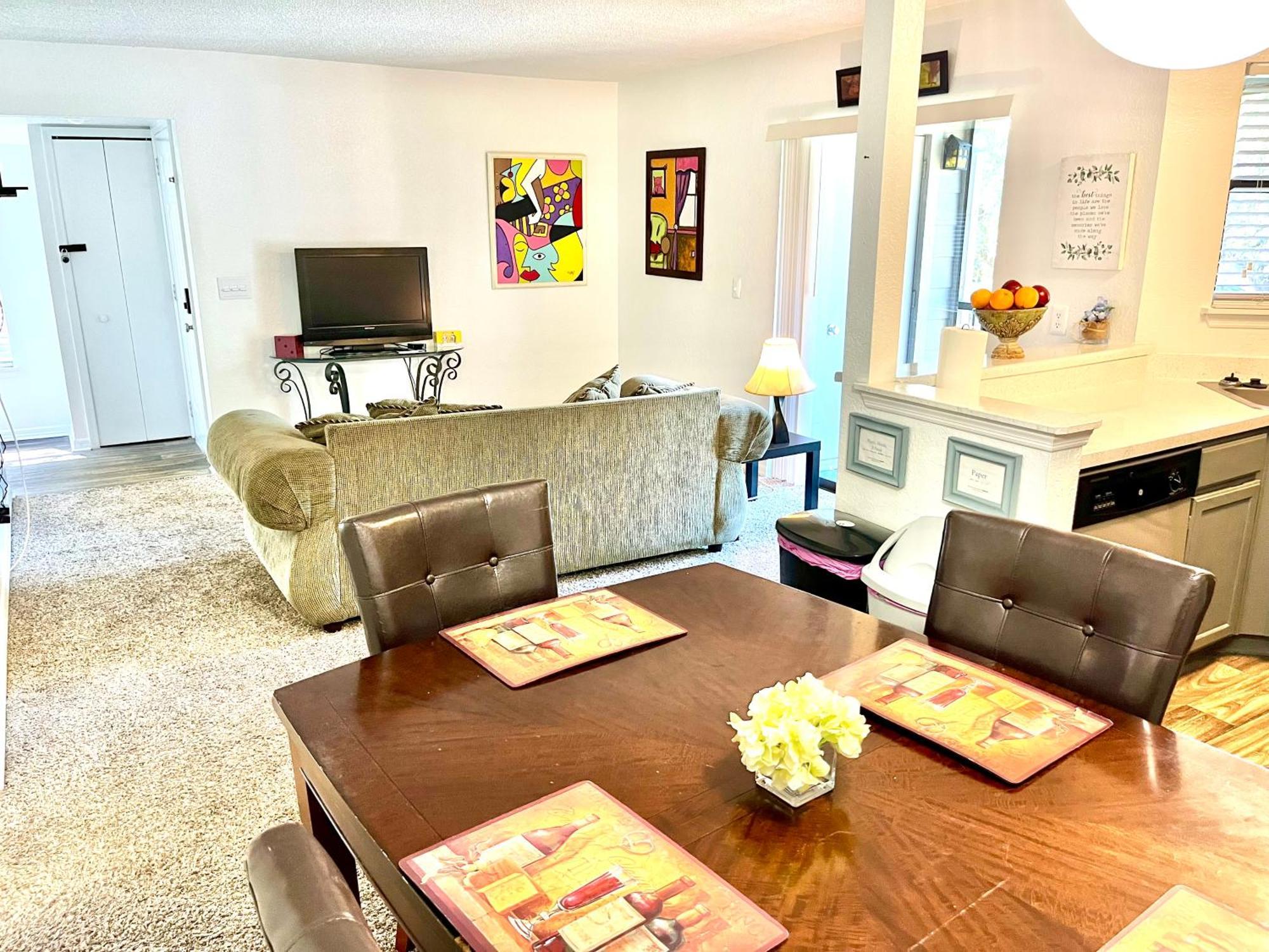 Daytona 2 Bed Apartment 10 Minutes To Beach With Balcony Port Orange Kültér fotó