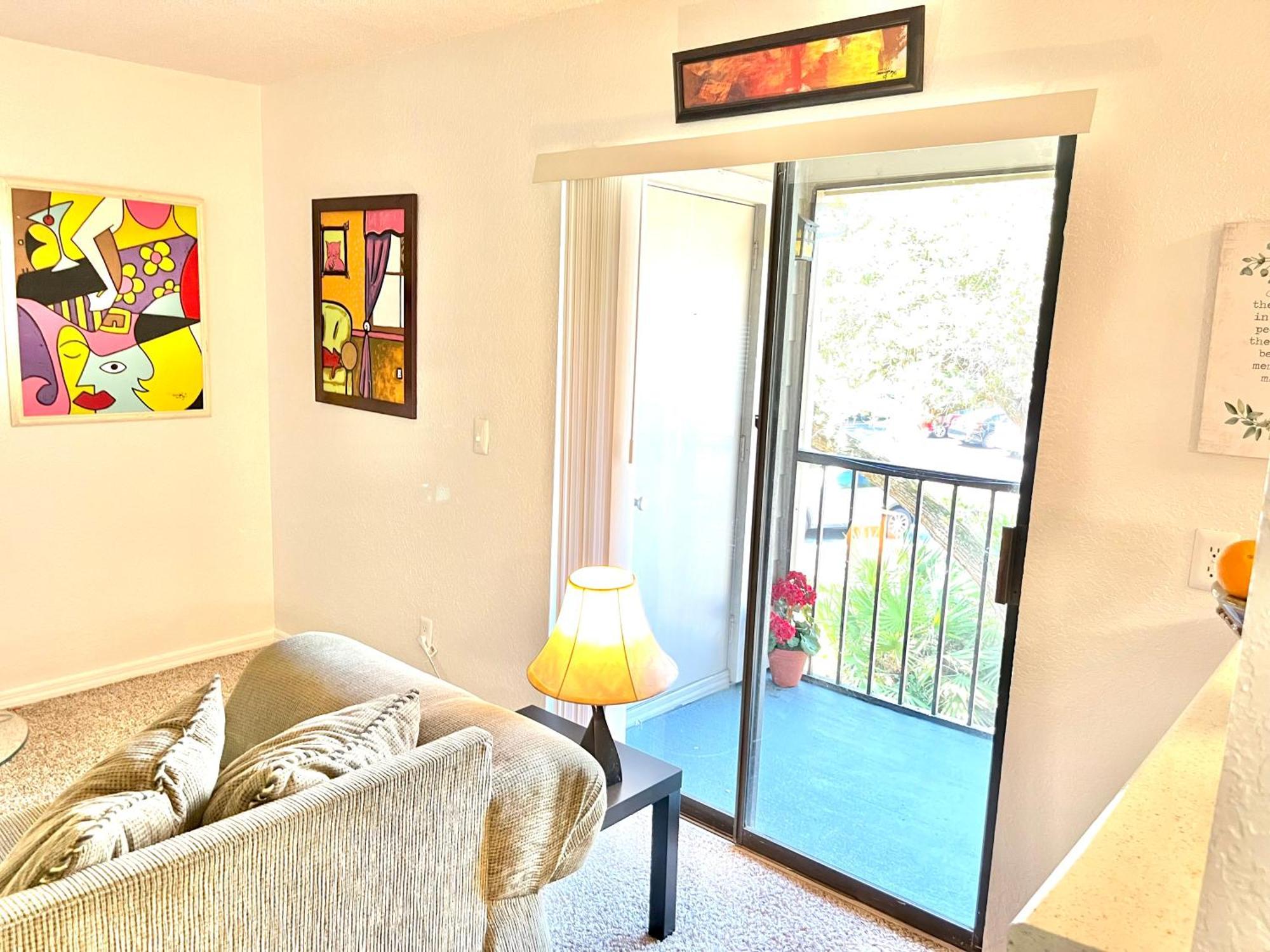 Daytona 2 Bed Apartment 10 Minutes To Beach With Balcony Port Orange Kültér fotó