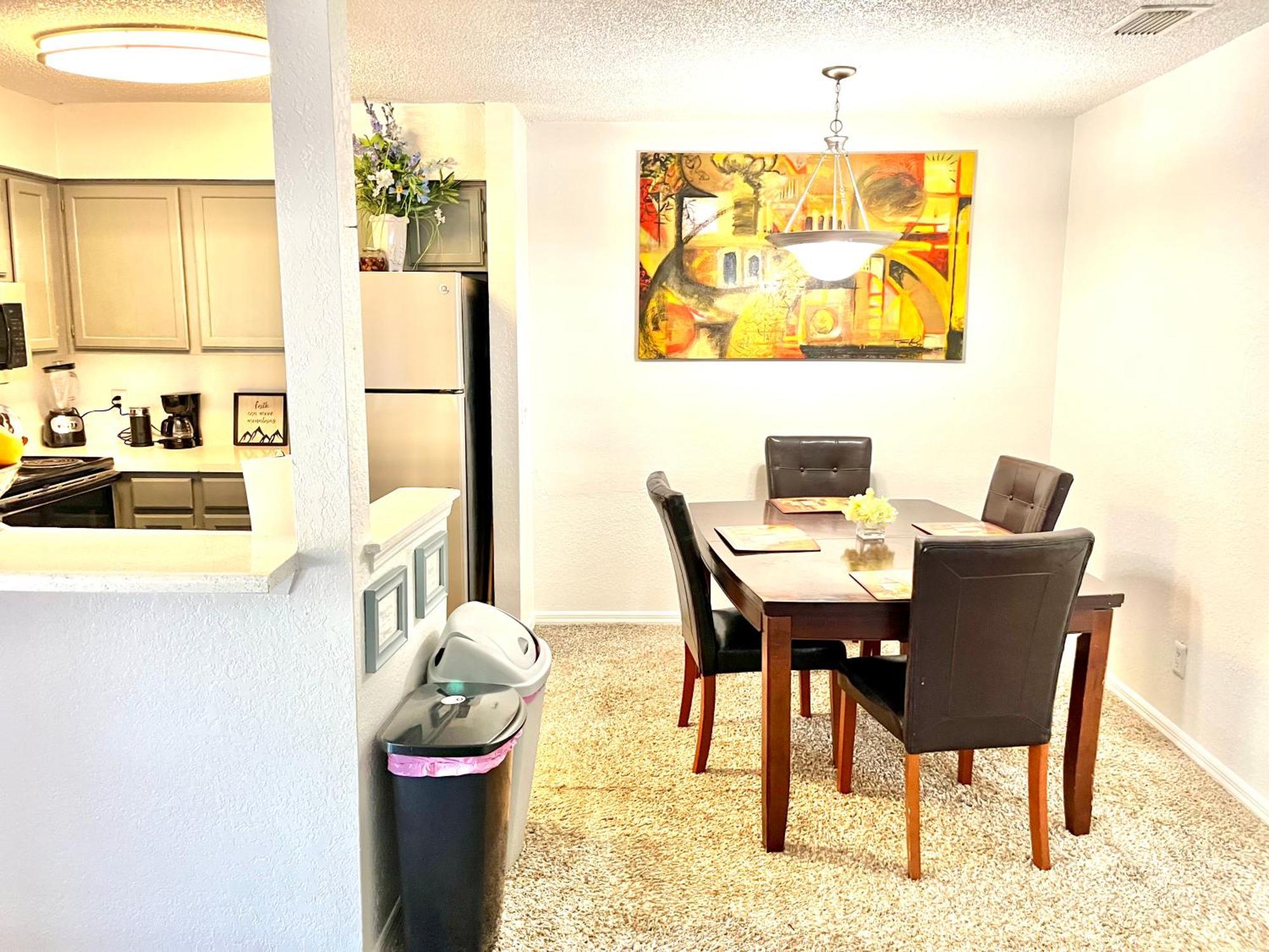 Daytona 2 Bed Apartment 10 Minutes To Beach With Balcony Port Orange Kültér fotó